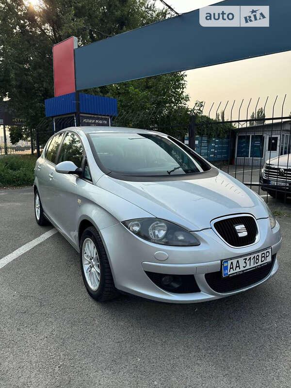 Хетчбек SEAT Toledo 2006 в Києві