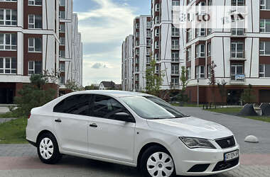 Лифтбек SEAT Toledo 2013 в Ивано-Франковске