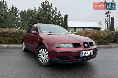 Седан SEAT Toledo 2001 в Днепре