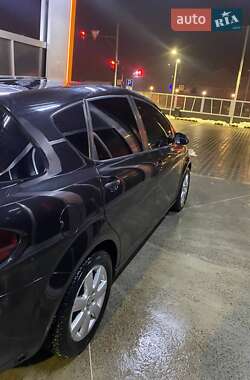 Хетчбек SEAT Toledo 2008 в 