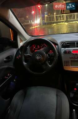 Хетчбек SEAT Toledo 2008 в 