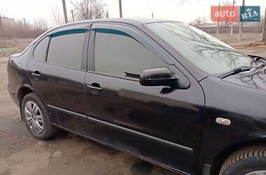 Седан SEAT Toledo 2002 в 