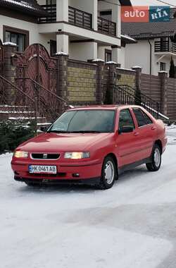 Седан SEAT Toledo 1997 в Ровно