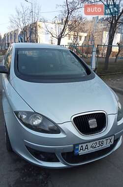 Хетчбек SEAT Toledo 2008 в Києві