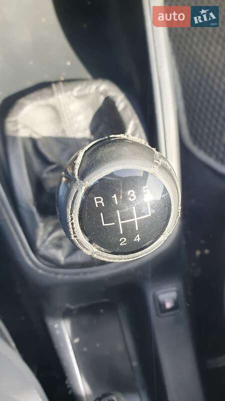 Седан SEAT Toledo 2003 в Киеве