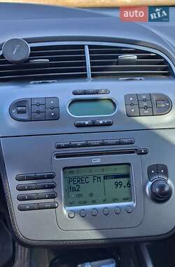 Хэтчбек SEAT Toledo 2006 в 