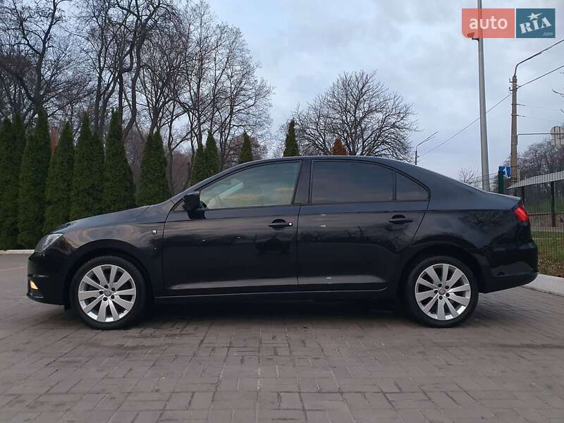 Лифтбек SEAT Toledo 2013 в Киеве