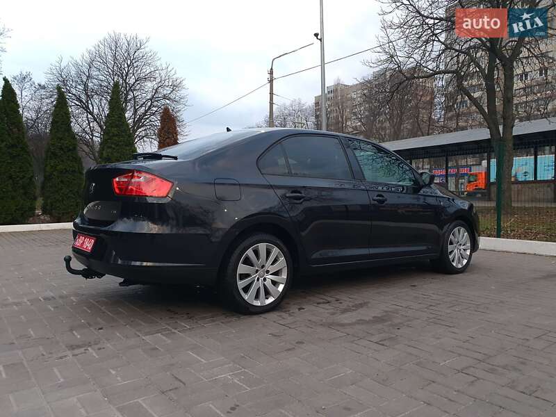 Лифтбек SEAT Toledo 2013 в Киеве