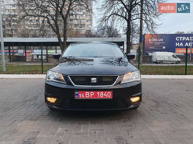 Лифтбек SEAT Toledo 2013 в Киеве