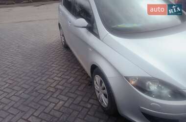 Хетчбек SEAT Toledo 2005 в Здолбуніві