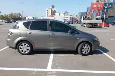 Хэтчбек SEAT Toledo 2007 в 