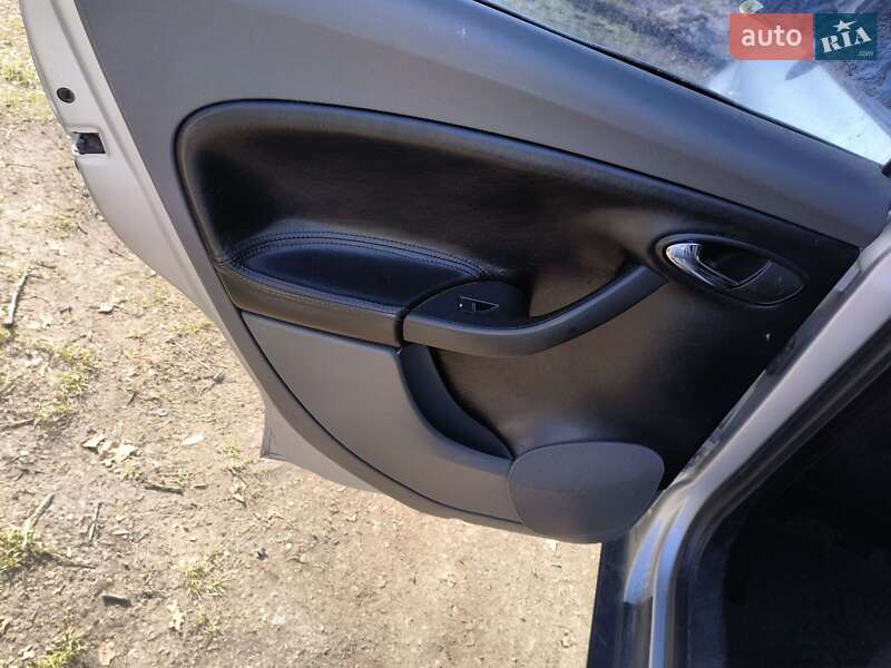 Хэтчбек SEAT Toledo 2006 в Буче