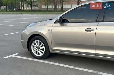 Лифтбек SEAT Toledo 2014 в 