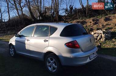 Хэтчбек SEAT Toledo 2005 в 