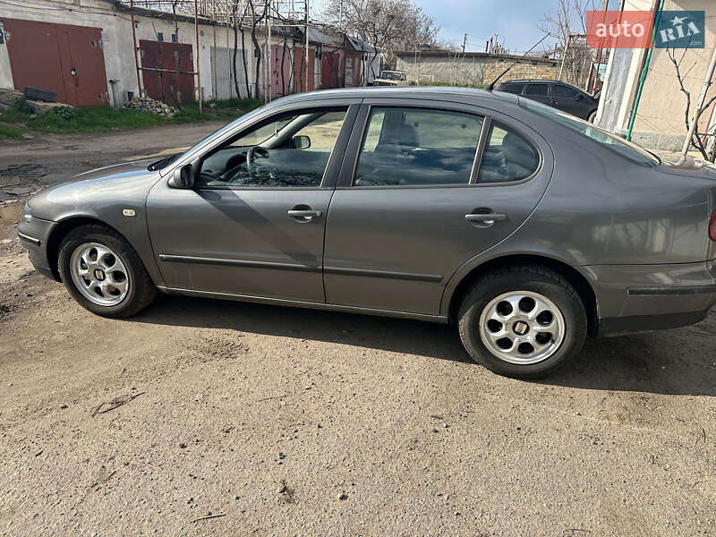 Седан SEAT Toledo 2002 в Овідіополі
