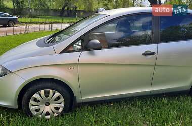 Хетчбек SEAT Toledo 2008 в 