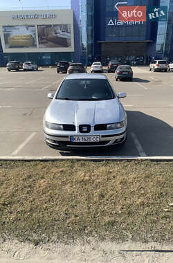Седан SEAT Toledo 2000 в 