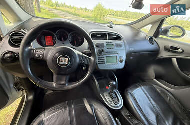 Хэтчбек SEAT Toledo 2005 в 