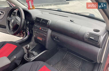Седан SEAT Toledo 2004 в 