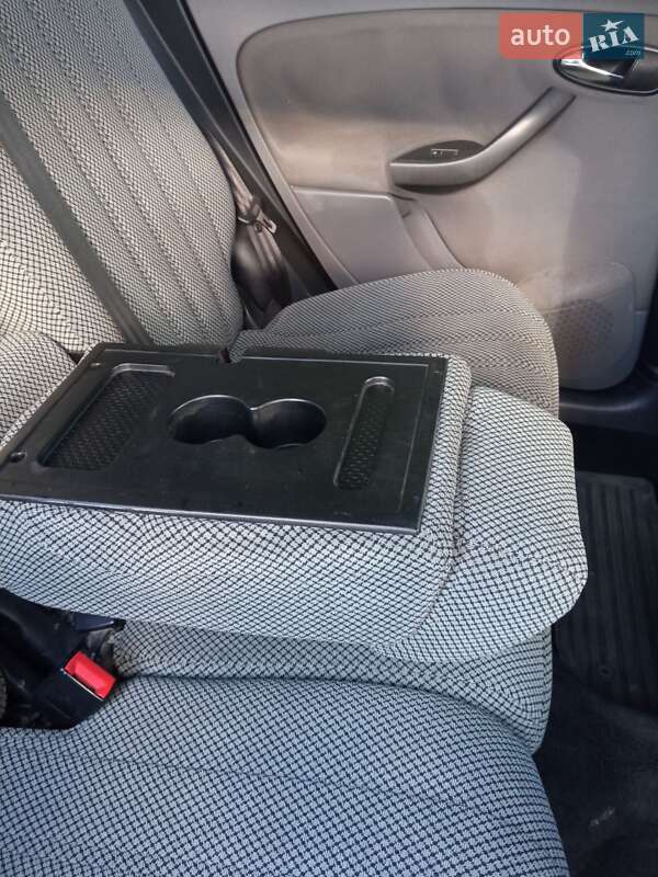 Хетчбек SEAT Toledo 2006 в Черкасах