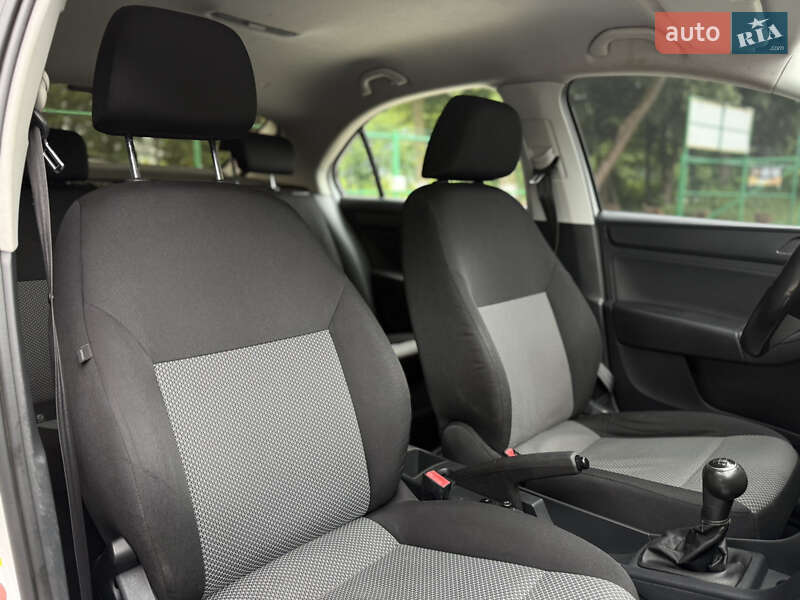 Ліфтбек SEAT Toledo 2013 в Івано-Франківську