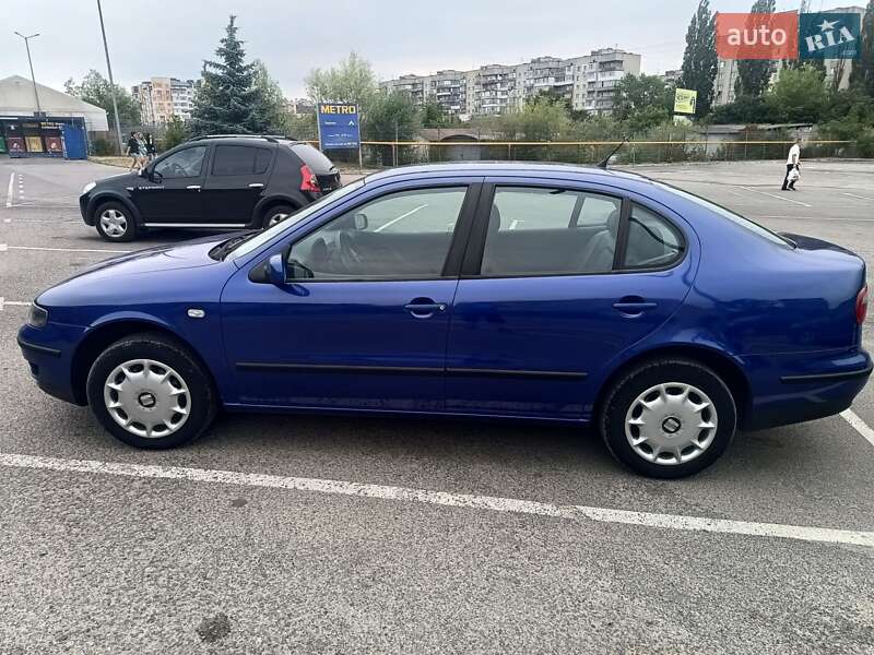 Седан SEAT Toledo 2000 в Івано-Франківську