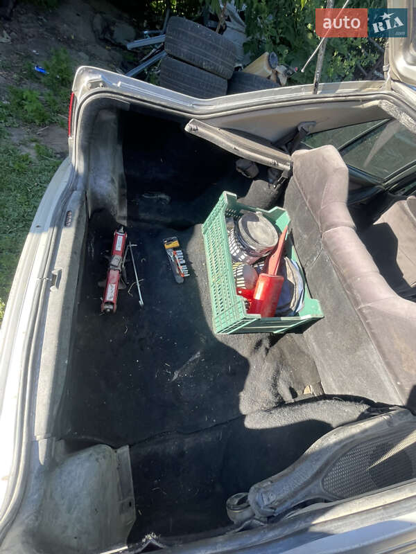 Седан SEAT Toledo 1994 в Радивилове