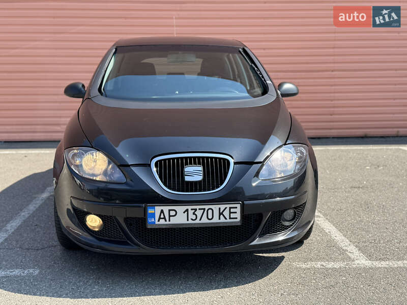 Хэтчбек SEAT Toledo 2008 в Киеве