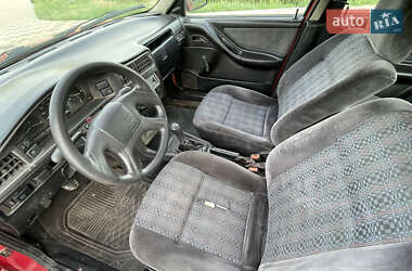 Седан SEAT Toledo 1995 в 