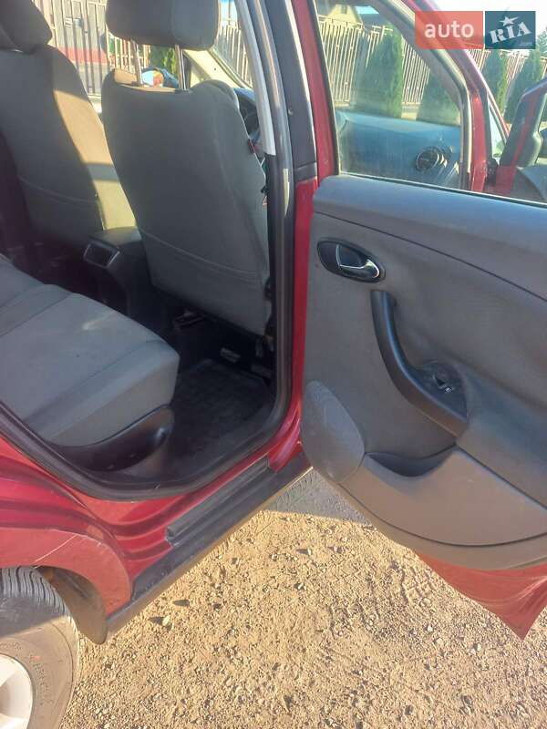 Хэтчбек SEAT Toledo 2005 в Одессе фото 12 Хэтчбек SEAT Toledo 2005 в Одессе