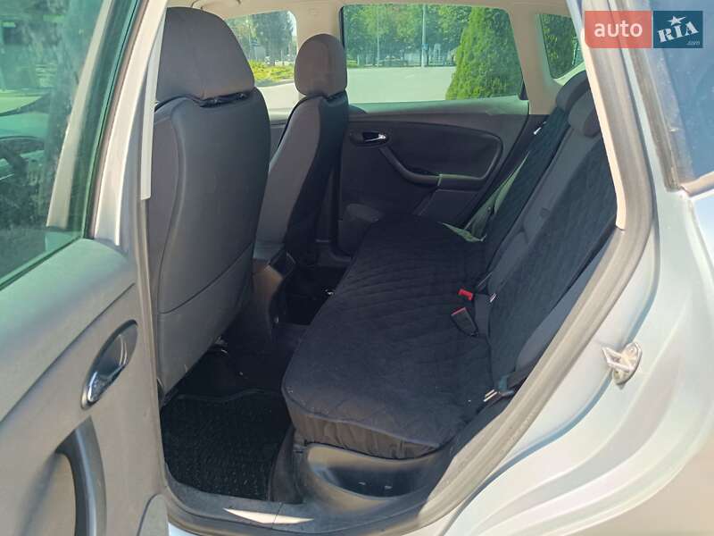 Хэтчбек SEAT Toledo 2008 в Кременчуге
