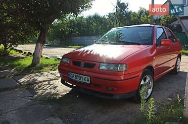 Седан SEAT Toledo 1993 в Черкасах