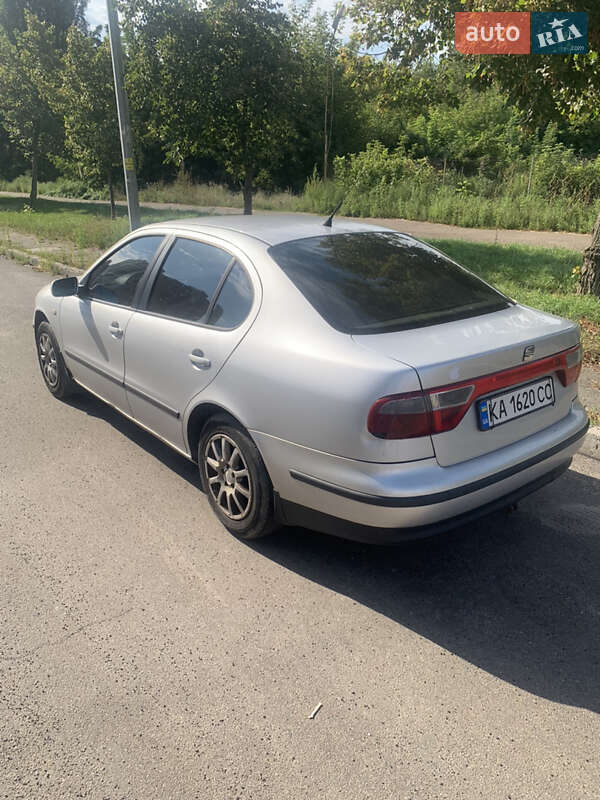 Седан SEAT Toledo 2000 в Киеве фото 2 Седан SEAT Toledo 2000 в Киеве