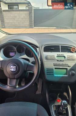 Хэтчбек SEAT Toledo 2008 в 
