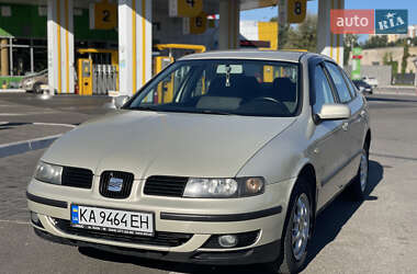 Седан SEAT Toledo 2003 в 