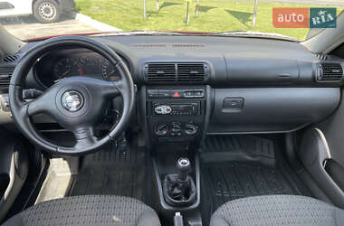 Седан SEAT Toledo 2003 в 