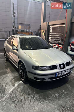 Седан SEAT Toledo 2000 в 