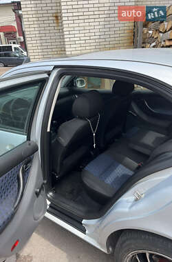 Седан SEAT Toledo 2000 в 
