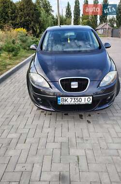 Хетчбек SEAT Toledo 2005 в Рівному