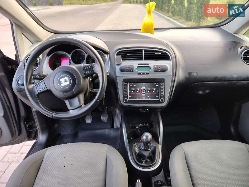 Хэтчбек SEAT Toledo 2005 в Ровно фото 24 Хэтчбек SEAT Toledo 2005 в Ровно