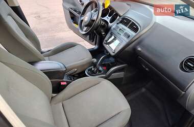 Хэтчбек SEAT Toledo 2005 в 
