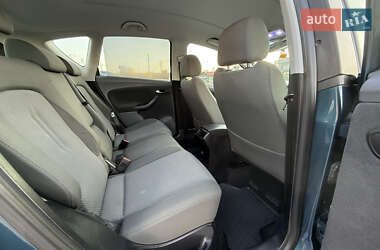 Хэтчбек SEAT Toledo 2004 в 