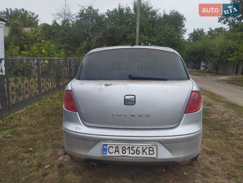 Хэтчбек SEAT Toledo 2008 в Умани фото 6 Хэтчбек SEAT Toledo 2008 в Умани