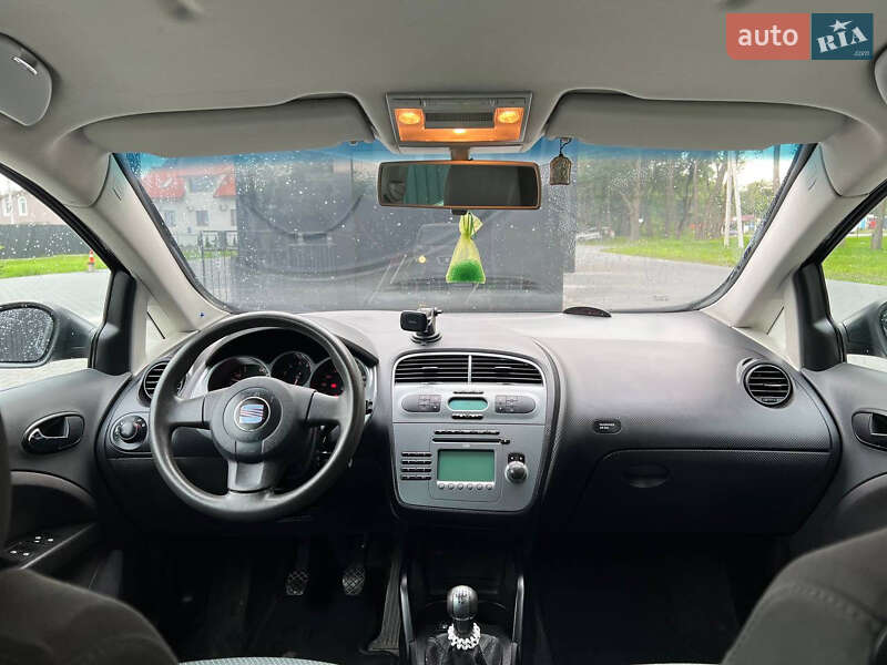 Хетчбек SEAT Toledo 2008 в Львові