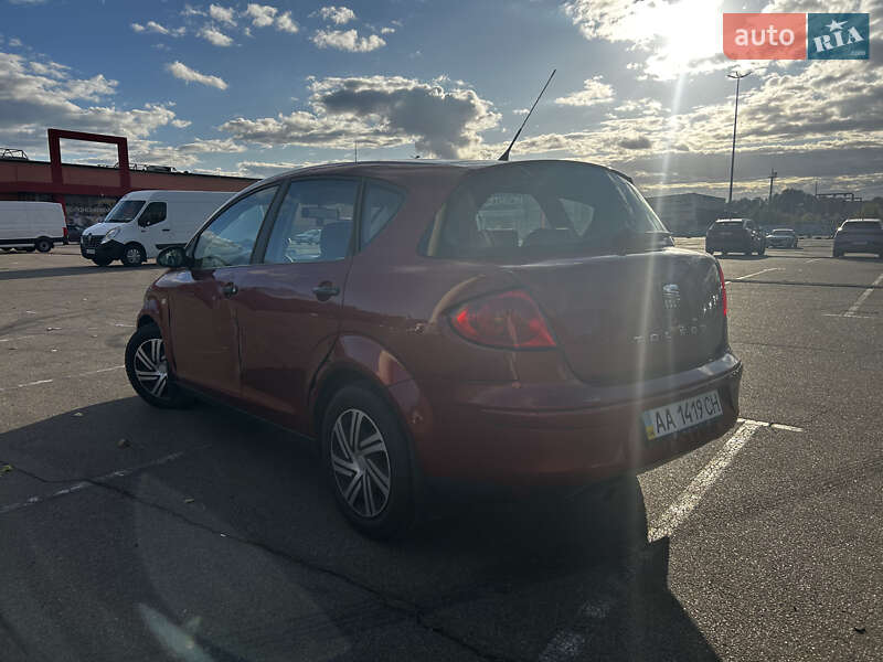 Хэтчбек SEAT Toledo 2008 в Киеве