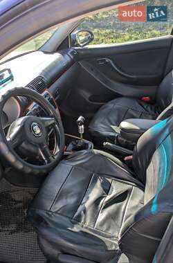 Седан SEAT Toledo 2004 в 