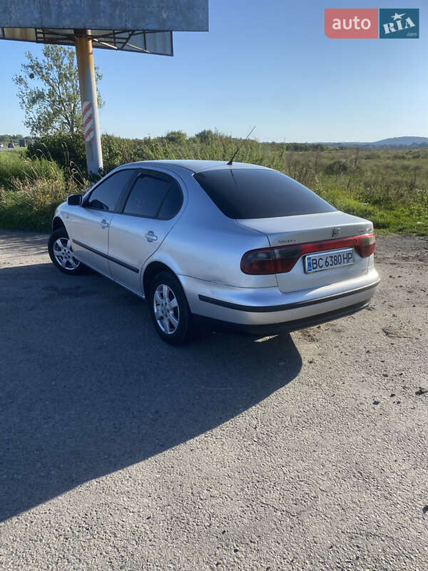 Седан SEAT Toledo 2002 в Львове