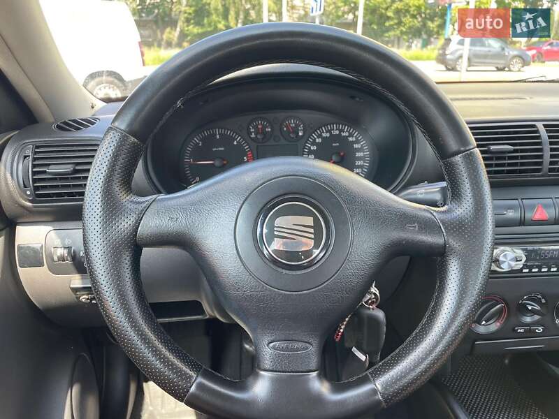 Седан SEAT Toledo 2003 в Стрые фото 9 Седан SEAT Toledo 2003 в Стрые