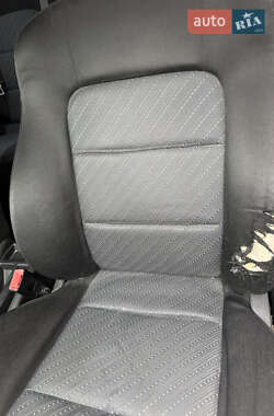 Седан SEAT Toledo 2004 в 