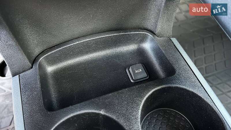 Хэтчбек SEAT Toledo 2006 в Киеве